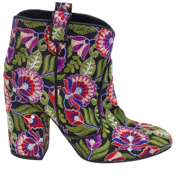 Laurence Dacade Shoes - 🔥HP🔥 LAURENCE DACADE size 35 embroidered floral